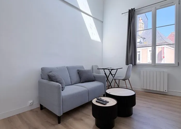 Le 165 * טרוביל-סור-מאר